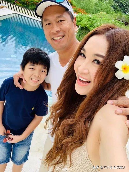 蔡少芬年轻经历，天妒美人5位港星家世惨