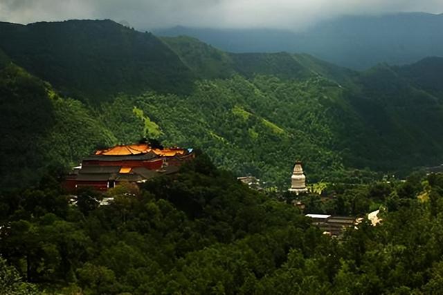 佛教圣地五台山，五台山佛教圣地简介（五台山）