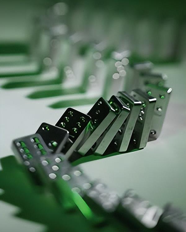 历史上8月27日的重大事件，历史上的今天8月16日