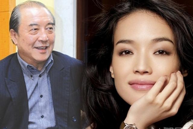 柳岩傲人的身材一直备受网友羡慕，吴尊模仿球星动作