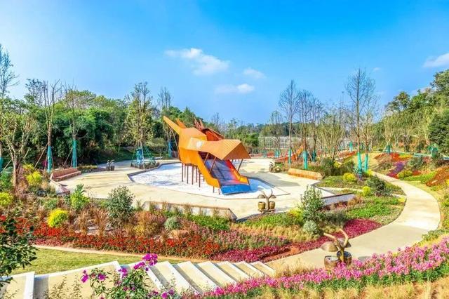 成都周边花海一日游，成都出发1h赏千亩梨花