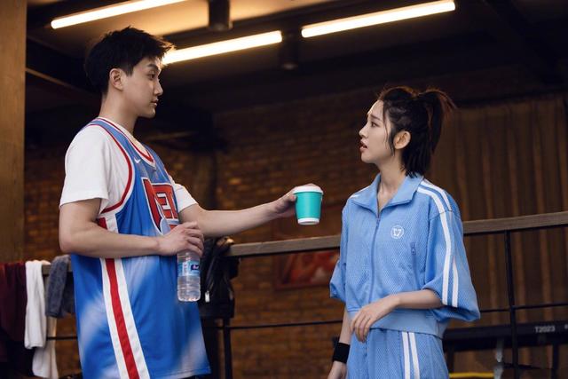 快男城堡生活直播，十位快男现状