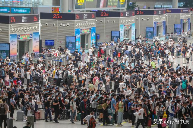 郑州高铁站在哪，郑州高铁站在什么地方（实拍郑州高铁站）