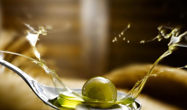 面包和馒头的区别，面包和馒头的做法有什么区别