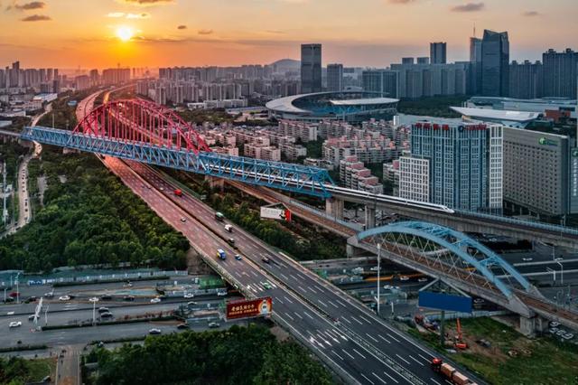 第21届安徽省摄影艺术展入选证书，“安徽·镜像——安徽省摄影作品展”在杭启幕