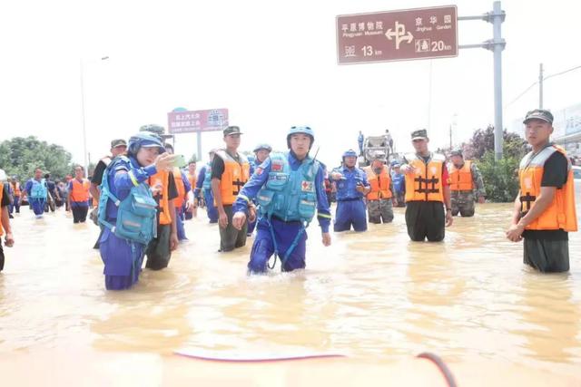 云南消防官兵表扬志愿者，保山4人荣获“云岭百名优秀消防志愿者”表彰