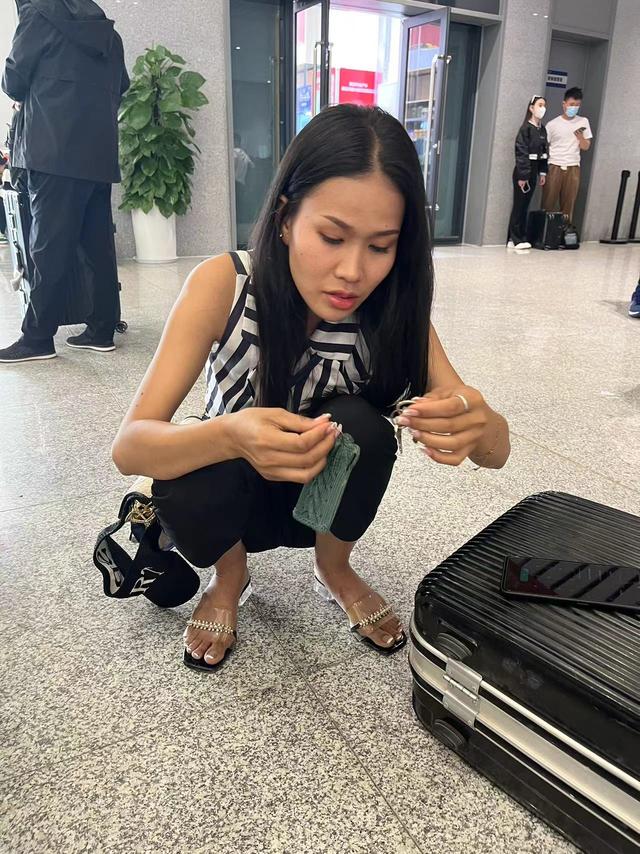 昆明去老挝乘高铁最新，中老铁路老挝段购票App今日上线
