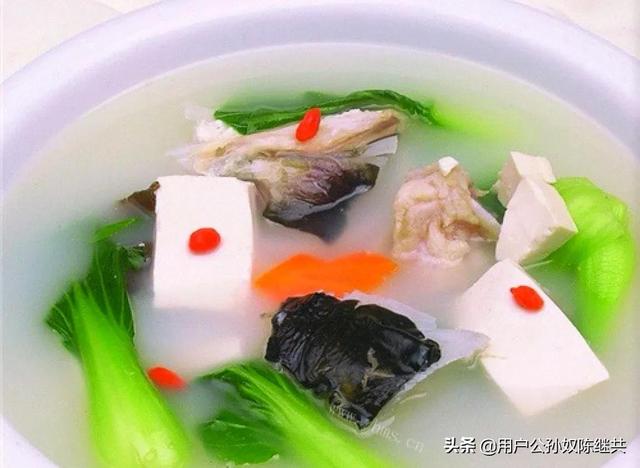 什么人不能吃白骨鱼，生活中哪些人不宜吃鱼