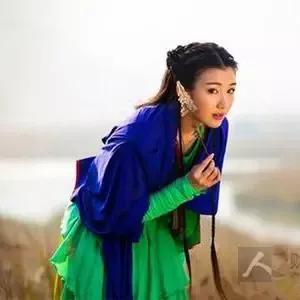 天龙八部钟灵简历，你是来看乔峰打架的吗