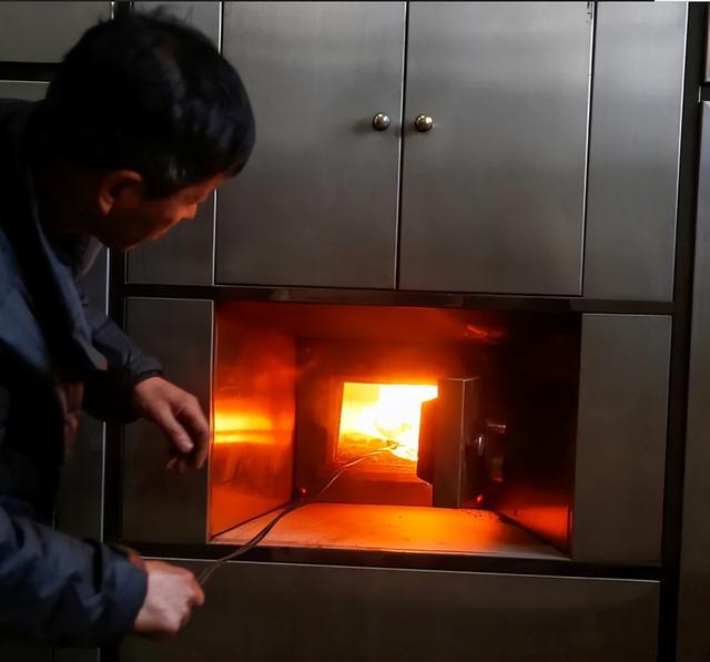 遗体火化痛苦吗，人死后火化是不是太残忍了（其他器官还有知觉吗）