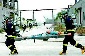 毒铁锅为何屡禁不止，炒菜用的铁锅用哪个比较安全呢