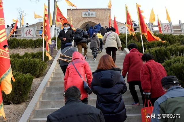 祭拜伏羲大典，<辛丑>年公祭中华人文始祖伏羲大典侧记