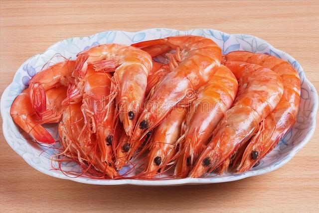 大虾煮多长时间能熟，水煮大虾一般煮几分钟能熟