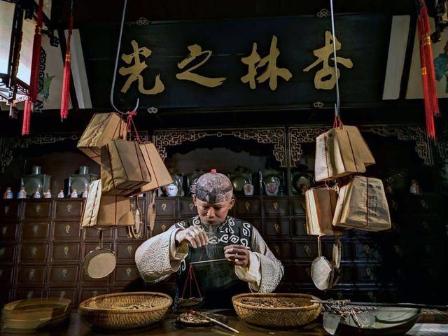 江泽民祖父江石溪，江泽民祖父江石溪