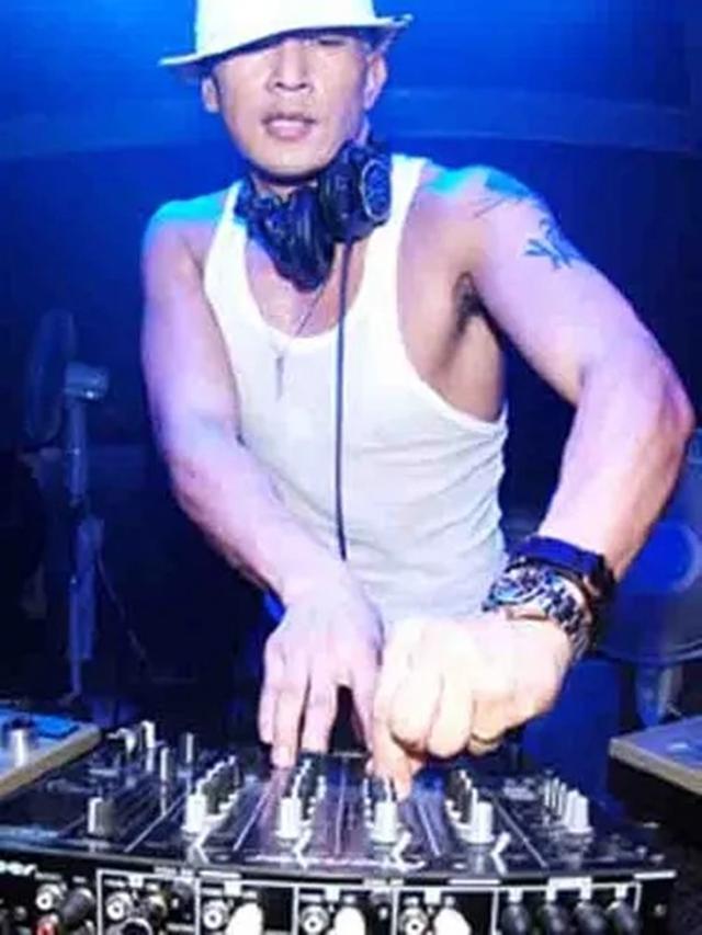 具俊晔年轻时有多帅，有头发时的具俊晔VS年轻时的汪小菲