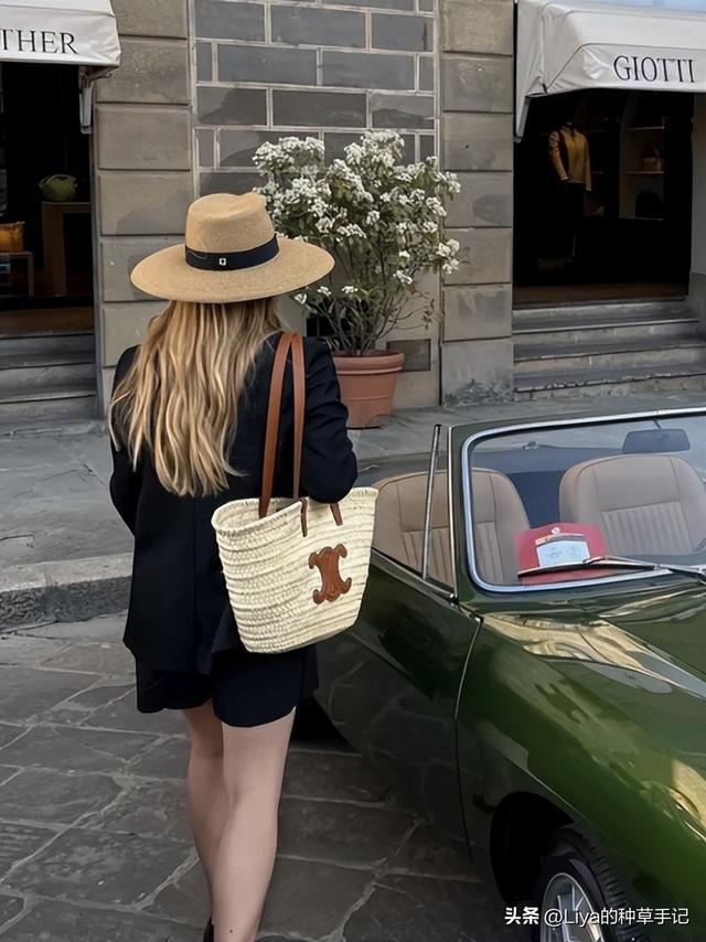 今年流行大包包，今夏最时髦的大包包都在这