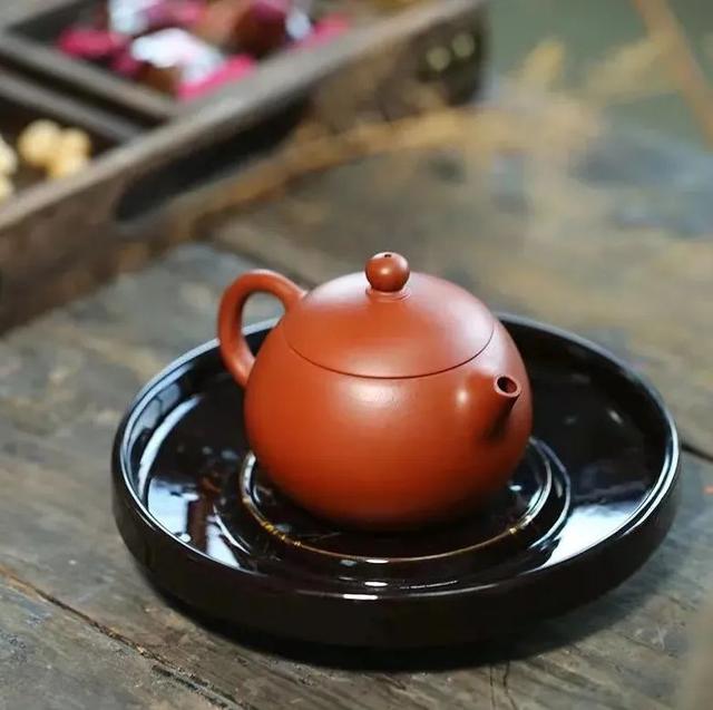 紫泥适合泡什么茶，紫砂壶不同泥料适合泡什么茶
