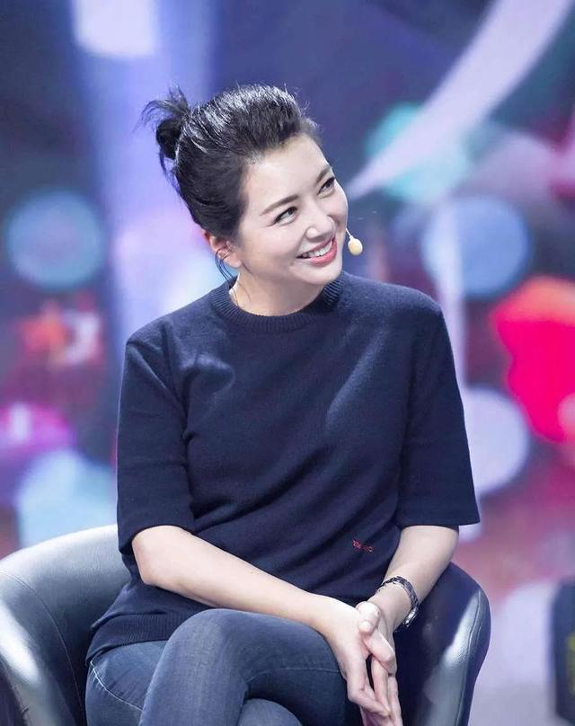 能娶到江珊全靠她女儿支持，演员江珊田小洁近况