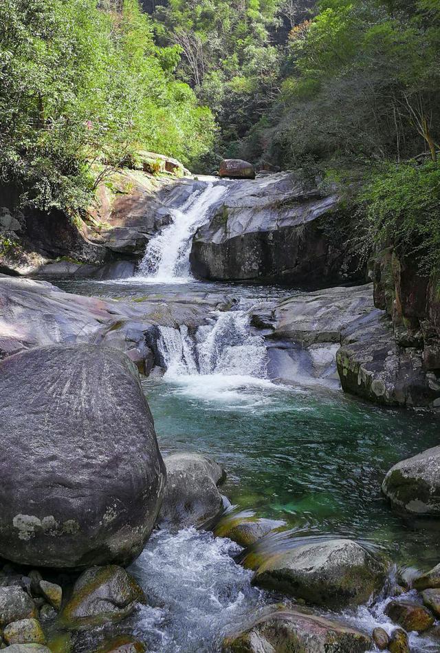 婺源必去的三个景点，婺源最值得去的三个景点（介绍两处在江西婺源看到的蛮有意思的景点）