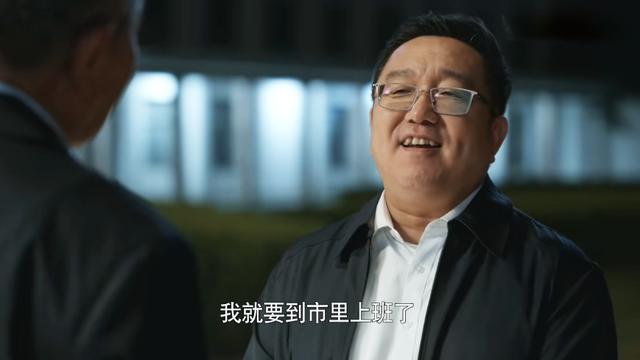 周梅森个人资料，被观众骂被周梅森夸