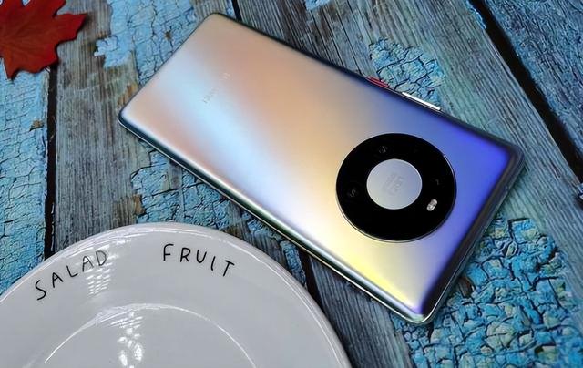 华为手机性价比最高的是哪一款，华为手机目前最具性价比的一款