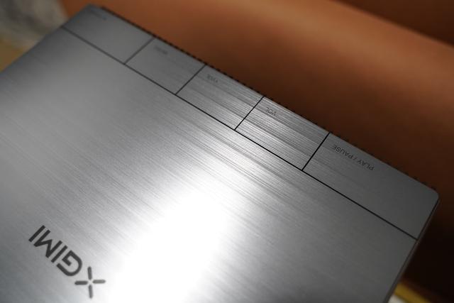 极米rs，家用投影仪极米rspro2