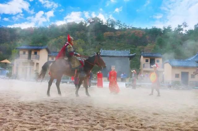 商洛必玩景点推荐一日游，春游旅游穿梭在商洛的景区里