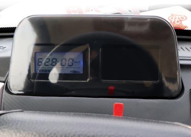 全封闭老年代步车，封闭式可上路老年代步车（适合老年人代步、接娃）