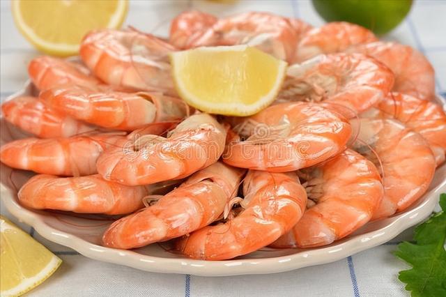 大虾煮多长时间能熟，水煮大虾一般煮几分钟能熟