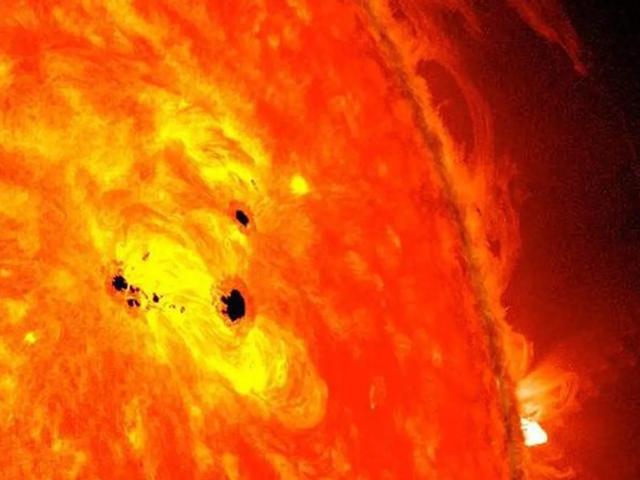 太阳黑子大爆发地球也会活跃吗，太阳出现巨型黑子