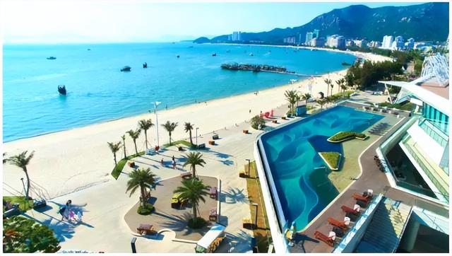 惠州巽寮湾双月湾海边度假村，惠州巽寮湾和双月湾度假如何选