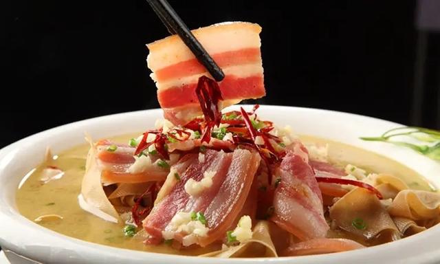 安徽有什么美食，超出名的安徽美食你都吃过几道呢（道道都是安徽人的“心头爱”）