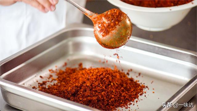 四川红油辣椒简单做法，这样做3种辣椒混合一起不但能炒菜