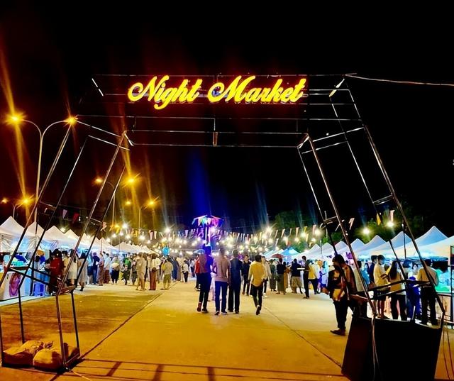 缅甸点灯节完整，实拍缅甸点灯节盛况