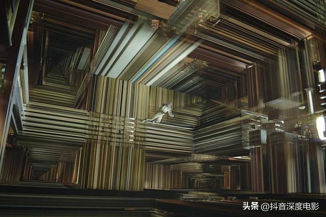 十大必看科幻电影星际穿越，视觉特效超强的十部宇宙科幻电影
