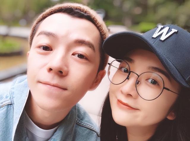 王栎鑫离婚几次，结婚5年多与前妻儿女双全