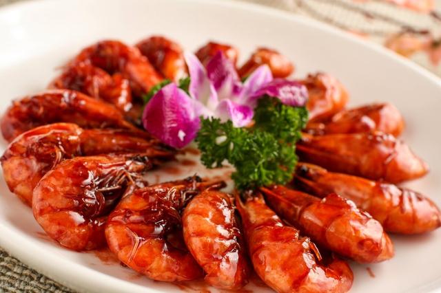 油焖大虾的制作方法，油焖大虾最简单的做法家常