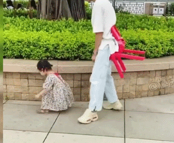 孩子养娃期怎么度过，这5件事妈妈别管