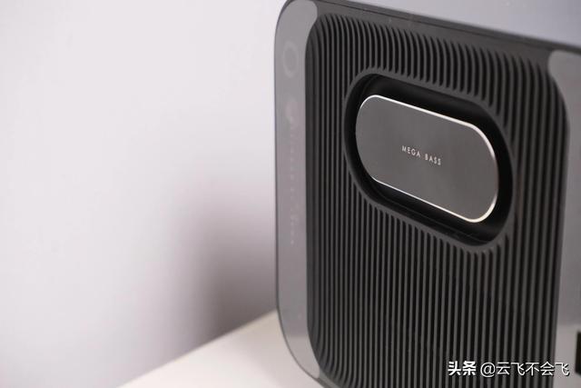 知麻投影z1mini，或许是最适合小青年的千元智能投影仪