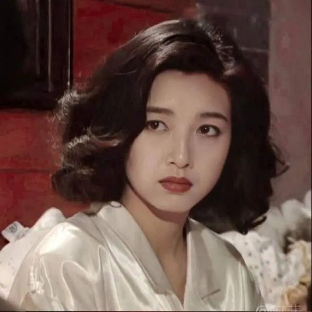 不凹的7个中年女演员，十位老演员演技汇总