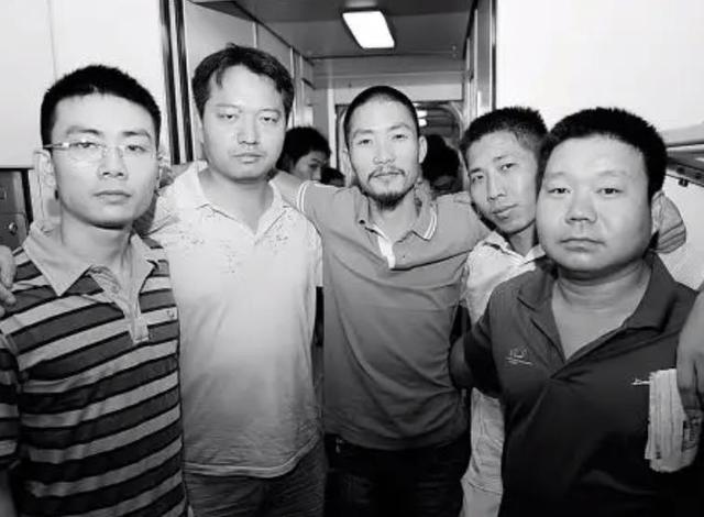 方正县砸碑事件，方正县砸碑的五个壮士现在如何（11年方正县花70万为日军战犯立碑）