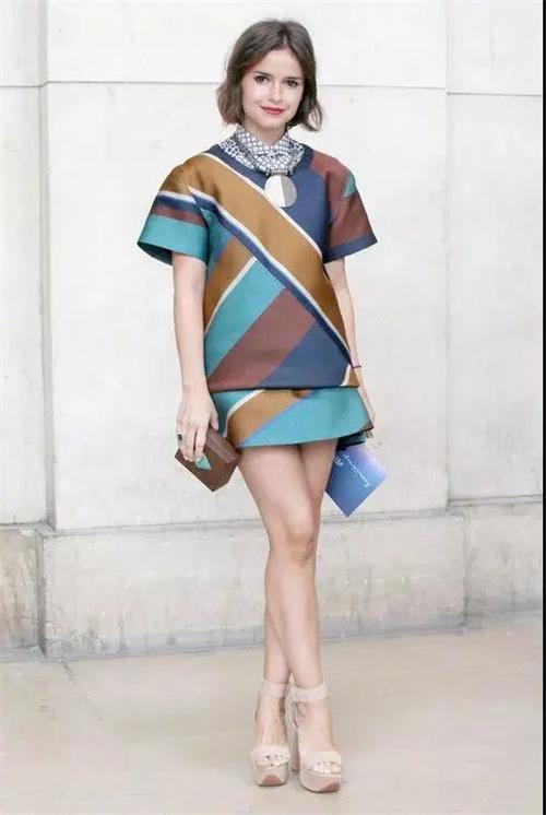 黑白搭配的鸟类有哪几些，令人惊叹的鸟类配色