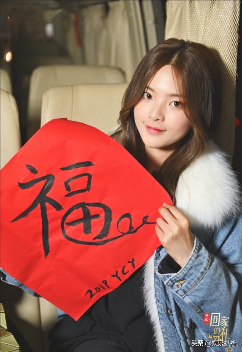 马思纯高考成绩，十位高考考100多分的明星（文化水平低就不要装）