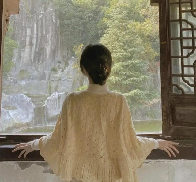 女生昵称配头像，好看的头像女加昵称（优质女生头像➕古风网名）