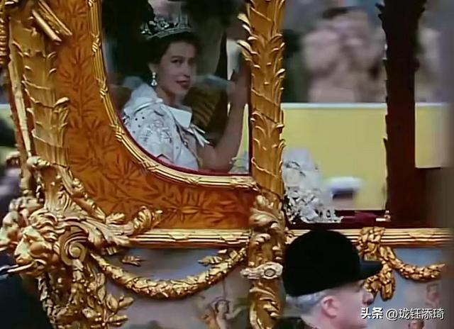 英国国王乔治二世名字，英国国王查尔斯三世