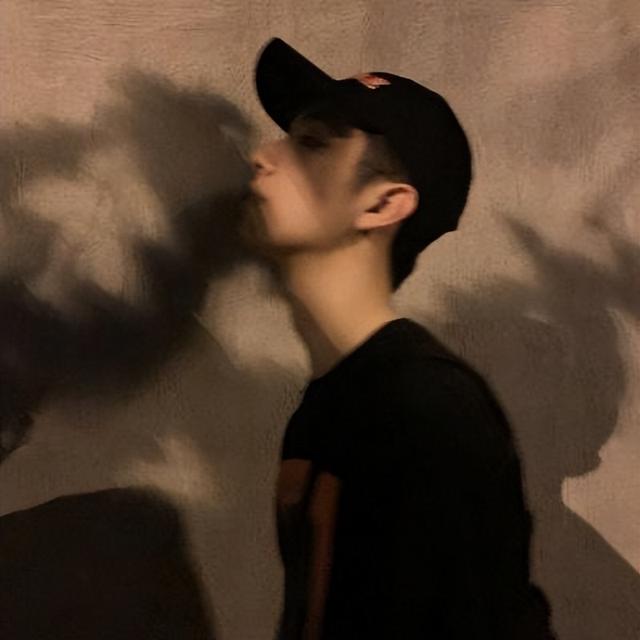 高冷男神必备头像背影小学生，青春满满的孤独感少男头像