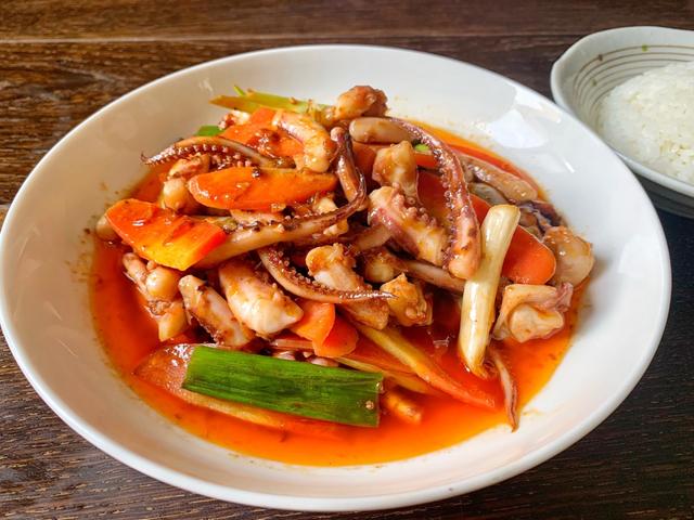 麻辣鱿鱼须的做法，麻辣鱿鱼须零食做法