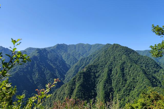 尖山风景区攻略，假期一家人出游蔚县飞狐峪里的尖山