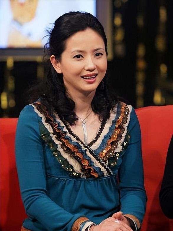 没有整过容的女明星，90年没整过容的女明星（“不老女神”现原形）