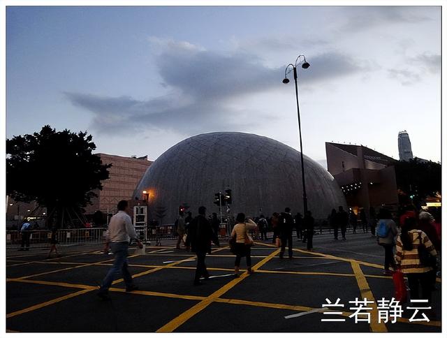 维多利亚港夜景，香港维多利亚港夜游攻略